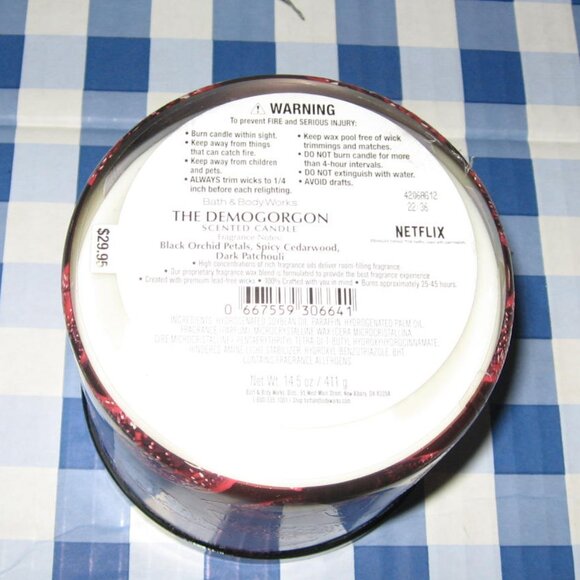 BBW Stranger Things The Demogorgon 3 Wick Candle NEW - Picture 3 of 7